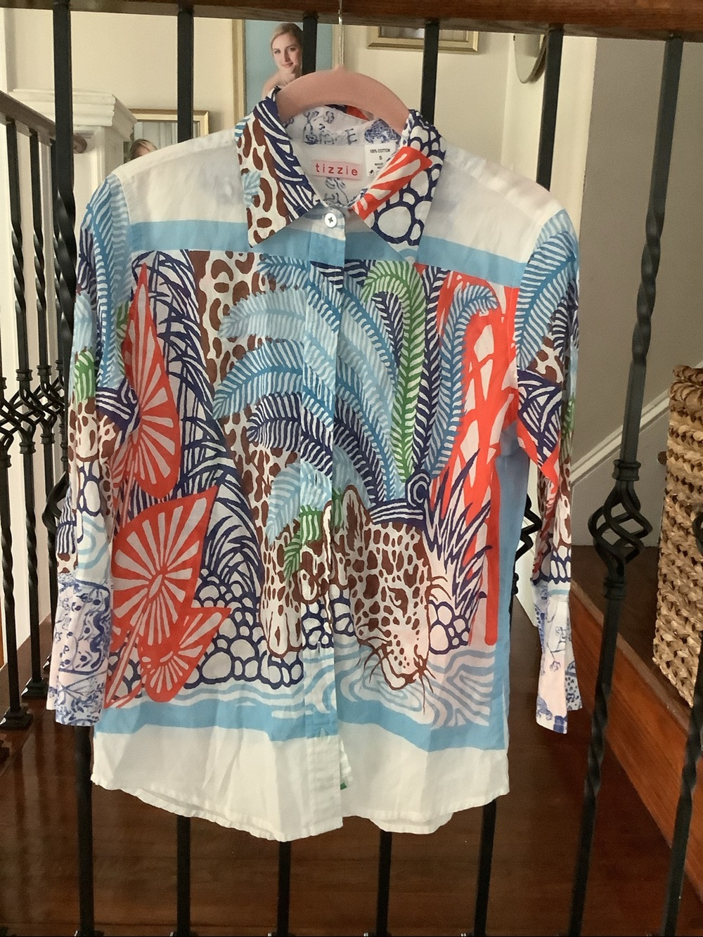 Tizzie Lizzie 3/4 Sleeve Rome Shirt Cheetah Shirt Size Small - Picture 5 of 6